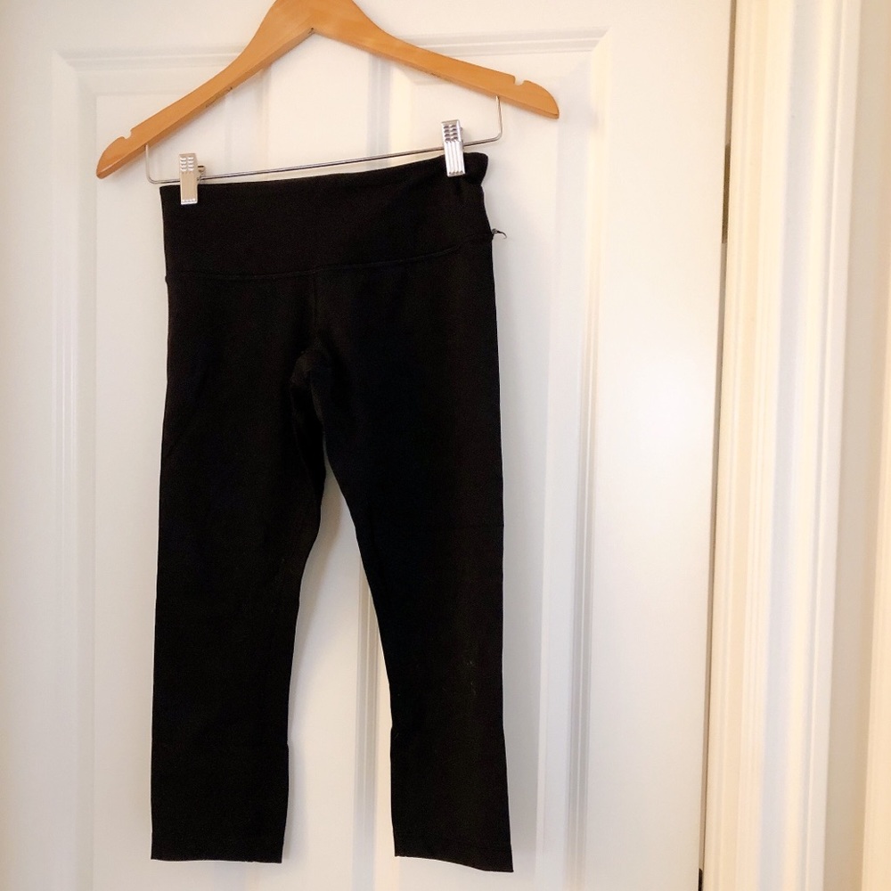 Lululemon Black Crop Leggings